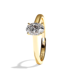 Bague solitaire diamant oval or blanc - Précieuse
