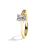 Bague solitaire diamant radiant or jaune - Précieuse