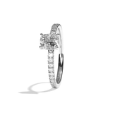 Bague solitaire pavé diamant coussin or blanc - Attentionnée