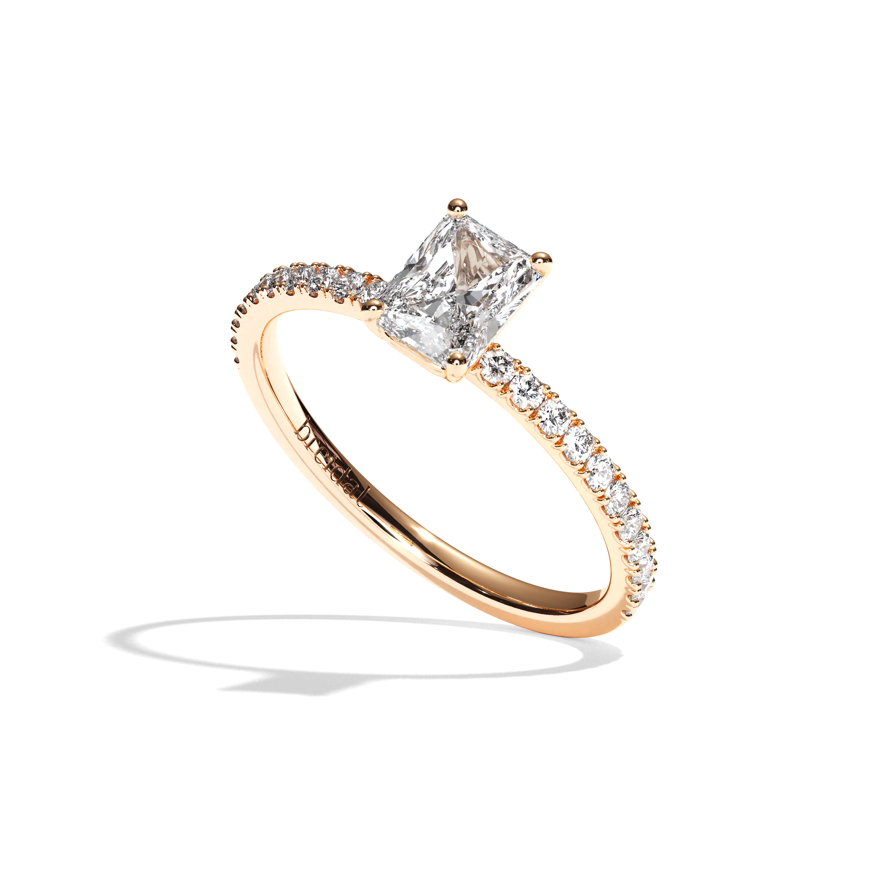 Bague solitaire pavé diamant radiant platine - Attentionnée