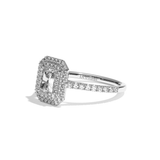 Bague solitaire halo diamant radiant or jaune - Eblouissante