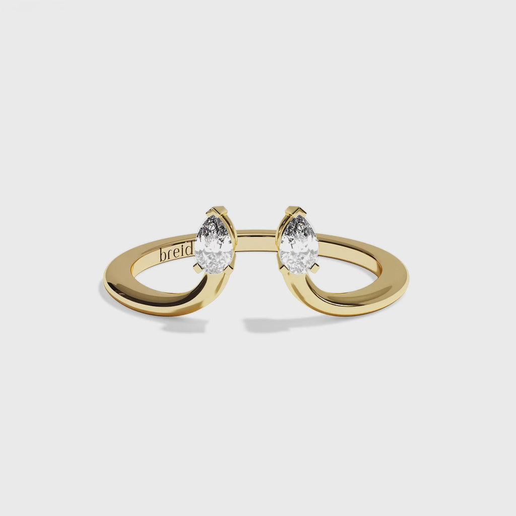 bague-toi-et-moi-diamant-poire-or-jaune-sereine-joaillerie-video