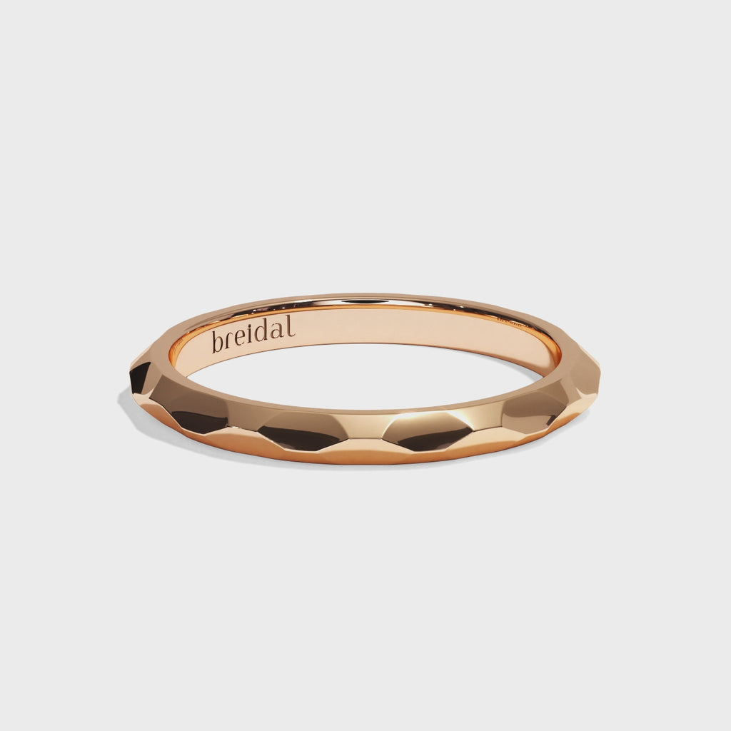 alliance-femme-mariage-or-rose-aventuriere-2-mm-joaillerie-video